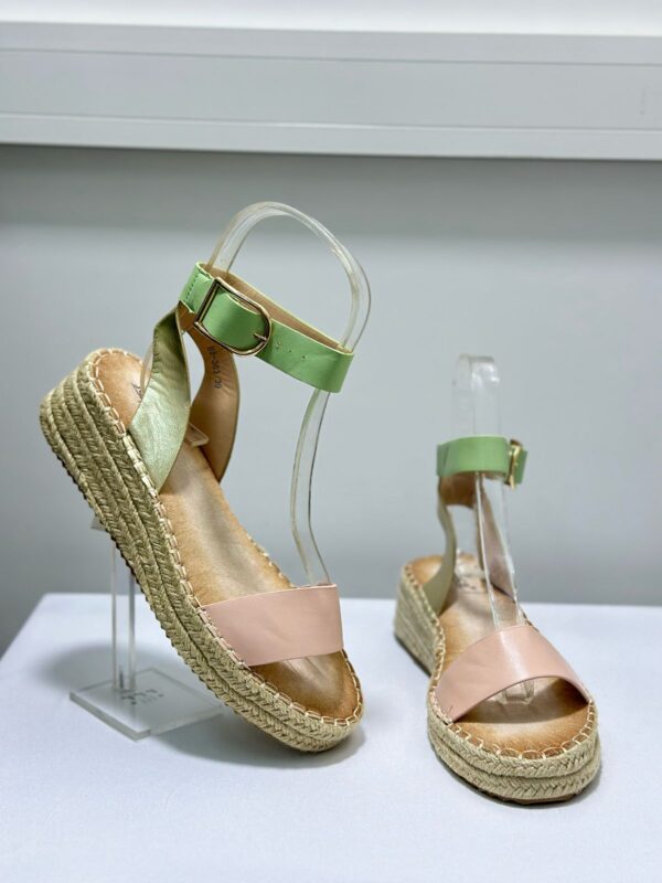 sandales